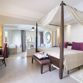 Luxury Junior Suite With Jacuzzi